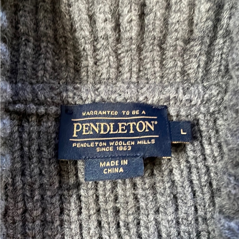 Pendleton Gray And Black Patterned Cardigan - image 2